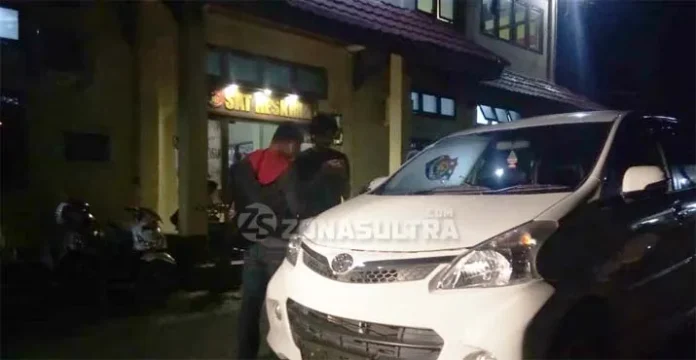 OTT Bupati Busel, KPK Amankan 4 Dos Barang Bukti