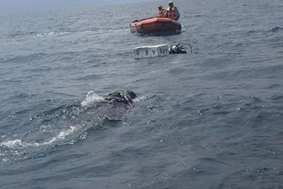 Tim Pencarian Temukan Jangkar Perahu Milik Nelayan Yang Tenggelam