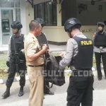 Pasca Rentetan Ledakan di Surabaya, Polda Sultra Perketat Penjagaan di Seluruh Jajaran Pasca Rentetan Ledakan di Surabaya, Polda Sultra Perketat Penjagaan di Seluruh Jajaran