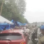 Bangunan Liar di Depan Kampus UHO Ditertibkan Satpol PP Bangunan Liar di Depan Kampus UHO Ditertibkan Satpol PP