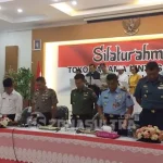 Bersama Tokoh Lintas Agama, Kemenag Sultra Deklarasi Menjaga Keutuhan Kerukunan dan Kedamaian Bersama Tokoh Lintas Agama, Kemenag Sultra Deklarasi Menjaga Keutuhan Kerukunan dan Kedamaian