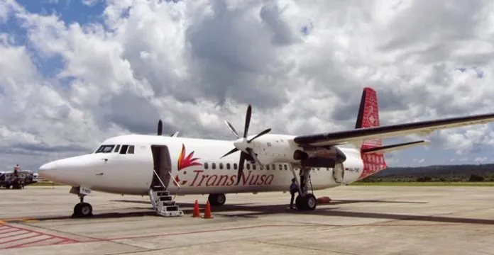 1 Juni, TransNusa Leanding di Bandara Saniban Kolaka