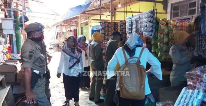 Pemda Wakatobi Gelar Operasi Pasar Produk Kadaluarsa