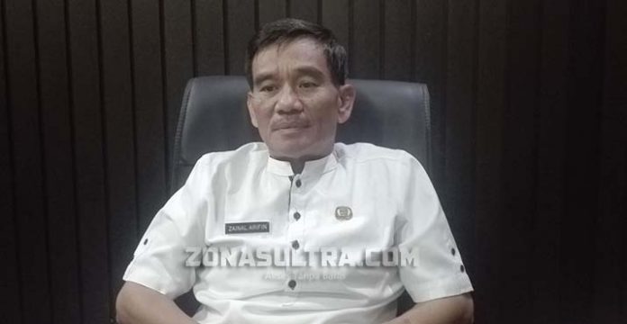 Kepala Badan Kepegawaian dan Pengembangan Sumber Daya Manusia (BKPSDM) Kota Kendari Zainal Arifin