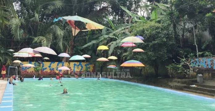 Permandian Jojjolo1 Permandian Jojjolo, Kolam Renang Bernuansa Alam