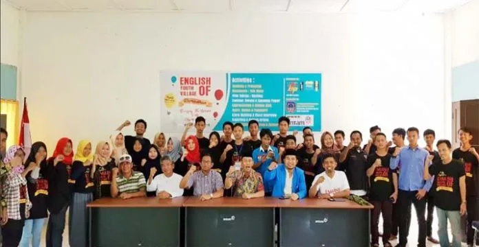 Antam Bersama KNPI Gelar English Youth Village of Ramadan