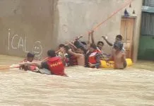 20 Kos-Kosan Lorong Pelangi Dikepung Banjir, Ada Warga Tak Mau Dievakuasi 20 Kos-Kosan Lorong Pelangi Dikepung Banjir, Ada Warga Tak Mau Dievakuasi
