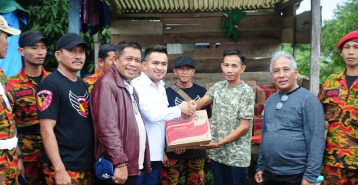 Ketua PHRI Sultra Kunjungi Korban Banjir di Wanggu