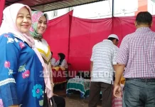 Salurkan Hak Pilih, Istri Asrun Datang ke TPS Didampingi Siska Karina Salurkan Hak Pilih, Istri Asrun Datang ke TPS Didampingi Siska Kirana