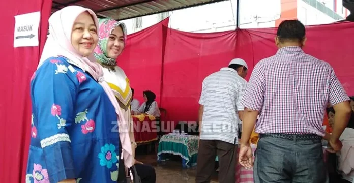 Salurkan Hak Pilih, Istri Asrun Datang ke TPS Didampingi Siska Kirana
