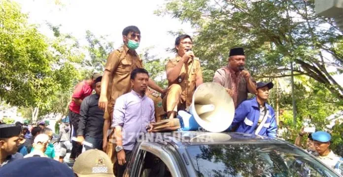 Pencairan ADD Molor, Sejumlah Kades di Konawe Berunjuk Rasa