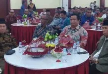 Rusman Emba Komitmen Rehab Asrama Mahasiswa Muna di Makassar Rusman Emba Komitmen Rehab Asrama Mahasiswa Muna di Makassar