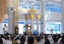 Salat Id Bersama Warga, Pj Gubernur Sultra Minta Sukseskan Pilkada Salat Id Bersama Warga, Pj Gubernur Sultra Minta Sukseskan Pilkada