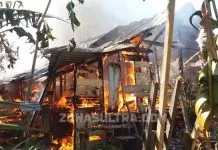 Rumah Kos di Muna Dilalap Si Jago Merah Rumah Kos di Muna Dilalap Si Jago Merah