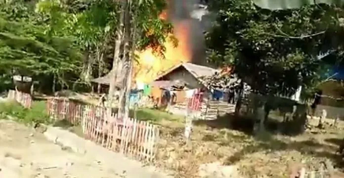 kebakran_rmh_konut Ditinggal Penghuninya, Dua Rumah Warga di Konut Terbakar