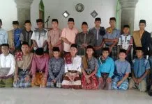 Ratusan Santri Pondok Pesantren di Baubau Belajar Kepemimpinan pada Hugua Ratusan Santri Pondok Pesantren di Baubau Belajar Kepemimpinan pada Hugua