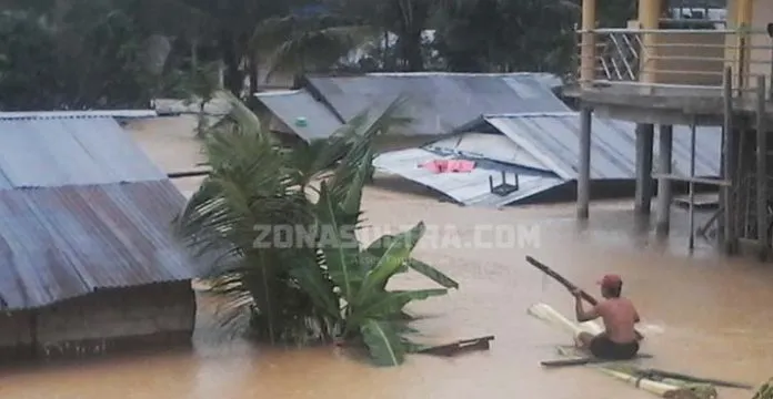 Air Setinggi Atap Kos-kosan, Mahasiswa Lorong Kawat Butuh Bantuan
