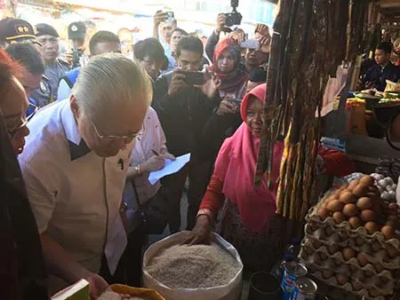Ini Hasil Pantauan Harga Bapok Mendag di Dua Pasar di Kendari 