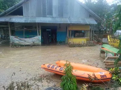 Pengungsi Korban Banjir Desa Lamokula Konsel Keluhkan Air Bersih dan MCK