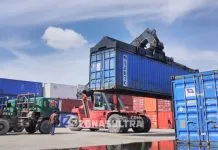 Pelindo IV Target Aktivitas Bongkar Muat Naik 9 Persen Pelindo IV Target Aktivitas Bongkar Muat Naik 9 Persen