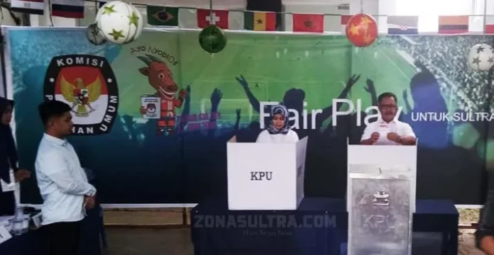 Rusda Mahmud Salurkan Hak Suara Didampingi Istri dan Putranya