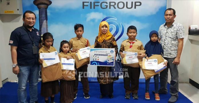 FIF Kendari Salurkan Dana CSR di Bidang Pendidikan