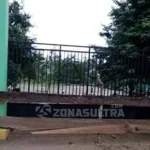 Pintu Masuk ke SD 4 Andowia Konut Dipagari Pemilik Lahan Pintu Masuk ke SD 4 Andowia Konut Dipagari Pemilik Lahan