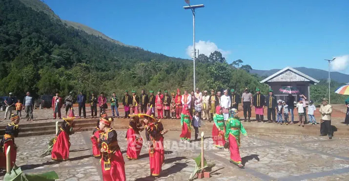 Penobatan Raja Kabaena, Dinamika Negeri di Atas Awan