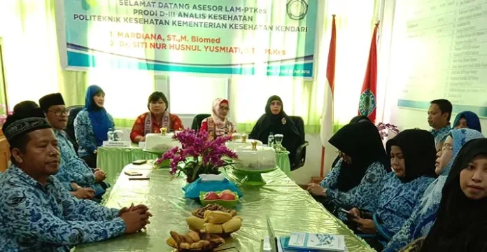 Tim Asesor Visitasi Prodi D-III Analisis Kesehatan Poltekkes Kendari