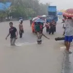 Banjir di Mubar, 20 Rumah Terendam dan Jalan Lingkar Lumpuh Total Banjir di Mubar, 20 Rumah Terendam dan Jalan Lingkar Lumpuh Total