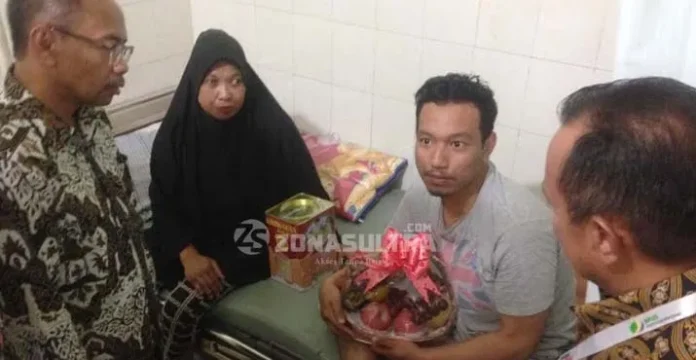 Direksi BPJS Ketenagakerjaan Kunjungi Korban Kecelakaan Kerja