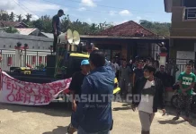 Mobilisasi TKA ke Morowali Via Kasilampe Didemo Warga Mobilisasi TKA ke Morowali Via Kasilampe Didemo Warga