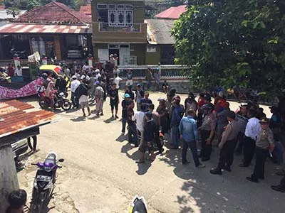 Mobilisasi TKA ke Morowali Via Kasilampe Didemo Warga