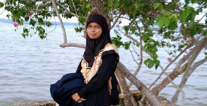 fitri_opini_la Fitri Suryani, S.Pd