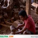 Pengrajin Gembol di Kendari Kesulitan Bahan Baku Pengrajin Gembol di Kendari Kesulitan Bahan Baku