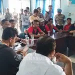 Proyek Pengerukan Alur Masuk Kapal Nelayan di Wakatobi Dipersoalkan Proyek Pengerukan Alur Masuk Kapal Nelayan di Wakatobi Dipersoalkan