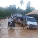 Jalan Rusak di Konawe, Warga Inisiatif Bangun Jembatan Berbayar Jalan Rusak di Konawe, Warga Inisiatif Bangun Jembatan Berbayar