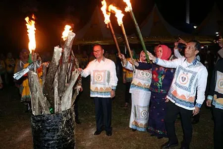 Bupati Konsel Resmi Tutup Jambore PKK Tingkat Provinsi