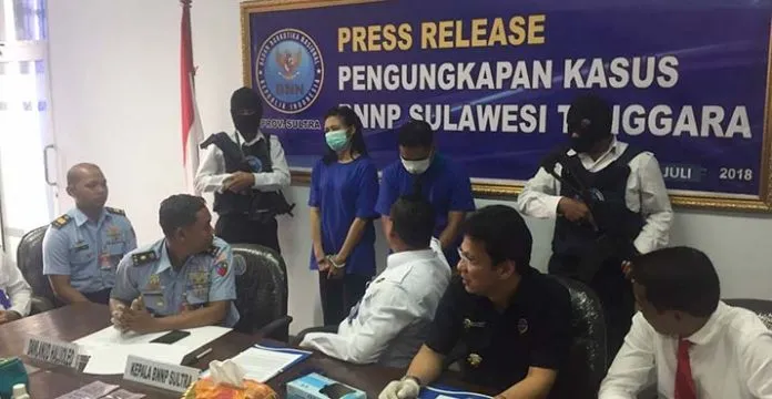 Sejoli dari Kendari Diciduk Saat Bawa Narkoba 1,7 Kilogram
