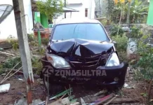 Sopir Mengantuk, Mobil di Kolut Tabrak Rumah Warga Sopir Mengantuk, Mobil di Kolut Tabrak Rumah Warga
