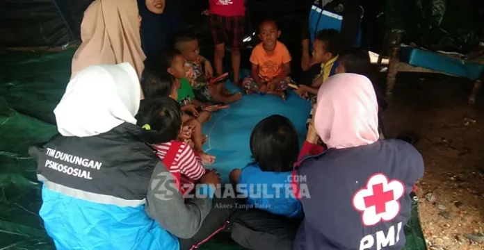 kisah wanggu Kisah Relawan Banjir Wanggu, Berikan Motivasi ke Anak-Anak Hingga Jadi Keluarga Baru