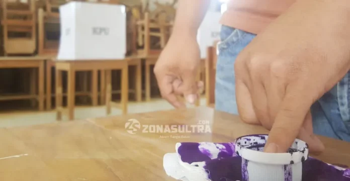 Hingga Pukul 10.00 Wita, 105 Orang Telah Mencoblos di TPS 10 Pondambea