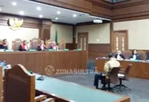 Mantan Kepala BPKAD Kota Kendari Titip Uang Ke Hasmun Hamzah Hingga Rp.31 Miliar Mantan Kepala BPKAD Kota Kendari Titip Uang Ke Hasmun Hamzah Hingga Rp.31 Miliar