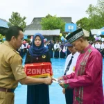 Hari Pertama Sekolah, SMPN 9 Kendari Hadirkan Orang Tua Siswa SMPN 9 Kendari Hadirkan Orang Tua Siswa