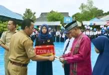 Hari Pertama Sekolah, SMPN 9 Kendari Hadirkan Orang Tua Siswa SMPN 9 Kendari Hadirkan Orang Tua Siswa