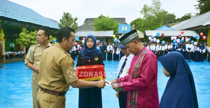 smpn 9 kendari1 SMPN 9 Kendari Hadirkan Orang Tua Siswa