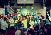 Ketika Alumni Gunakan Seragam SMP di Reuni Akbar Ketika Alumni Gunakan Seragam SMP di Reuni Akbar