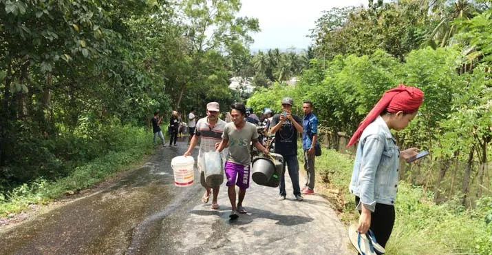 20 Ribu Liter Solar Tumpah di Jalanan Konawe