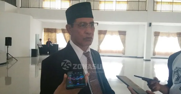 Burhanuddin HS Noy. Sekretaris Daerah (Sekda) Bombana