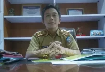 Kadis Perizinan Konsel Imbau Masyarakat Gunakan Sistem OSS Dalam Mengurus Izin Usaha Kepala Dinas (Kadis) Penanaman Modal Pelayanan Terpadu Satu Pintu (DPM-PTSP) Hidayatullah